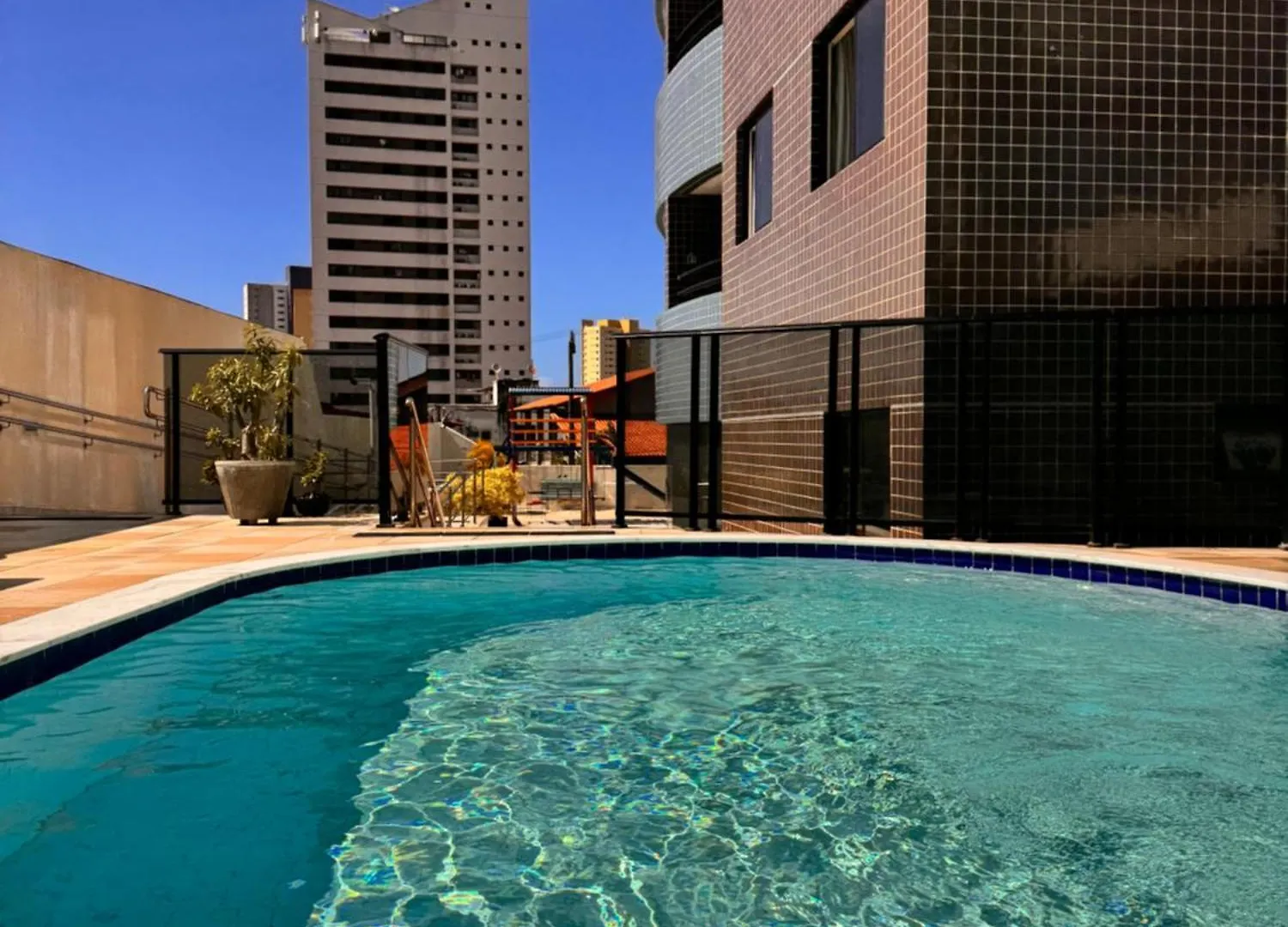 Turquezza - Lindo Apartamento Na Praia Com Uma Vista Unica Do 16º Andar Para O Morro Do Careca 나탈 브라질